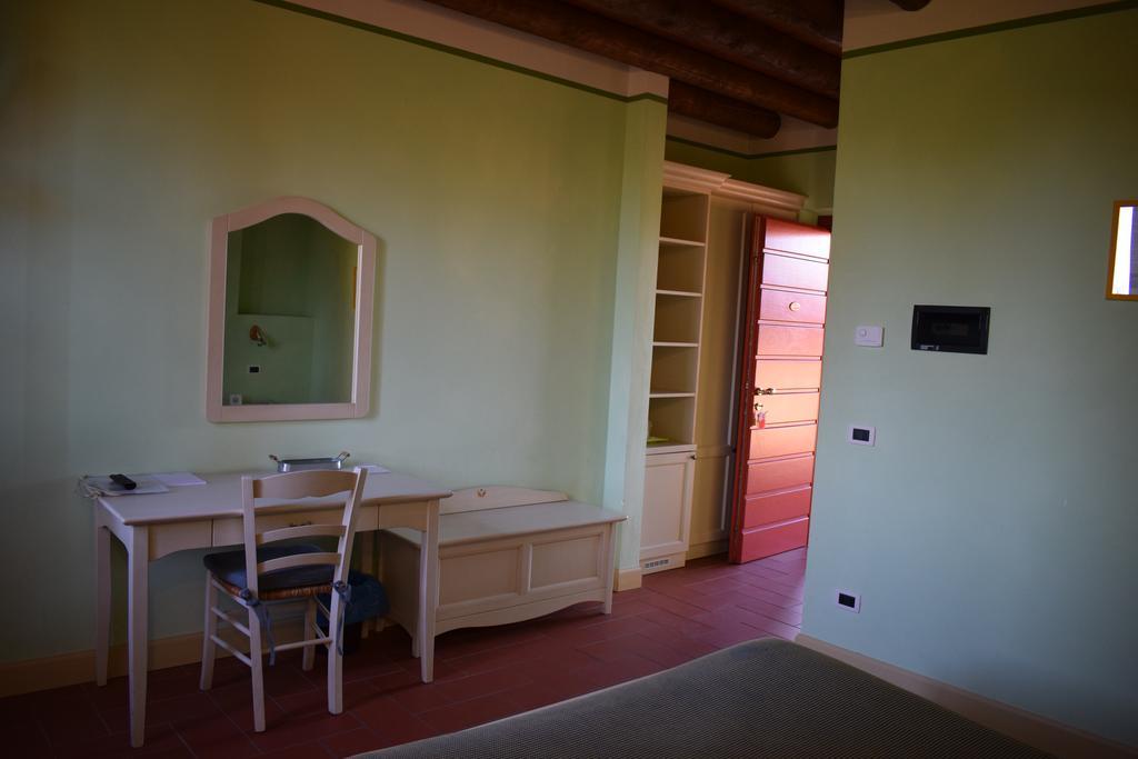 Agriturismo Cà Del Lupo Pallazzolo sull'Oglio Exterior foto